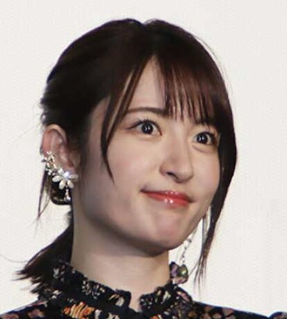 小松未可子の笑顔の写真