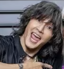 稲葉浩志のおちゃめな表情