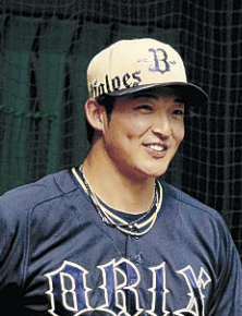 山﨑颯一郎のにこやかな笑顔