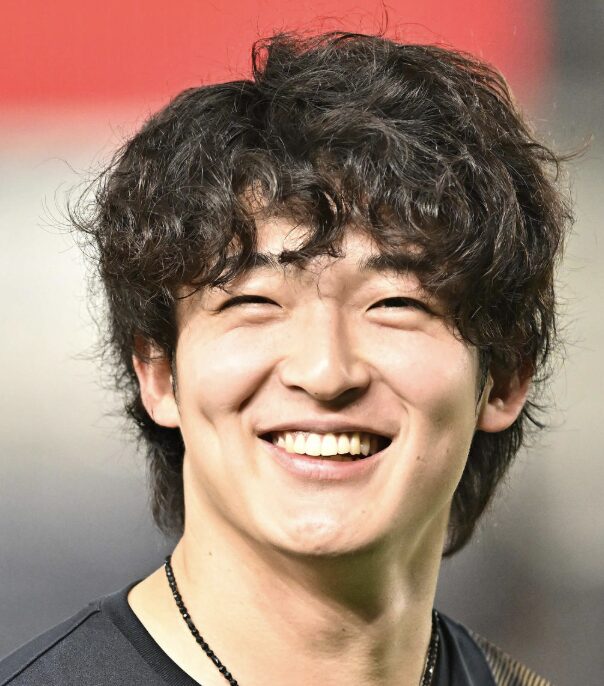 山﨑颯一郎の爽やかな笑顔