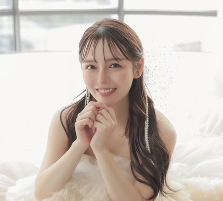 進撃のノアの白いドレス姿