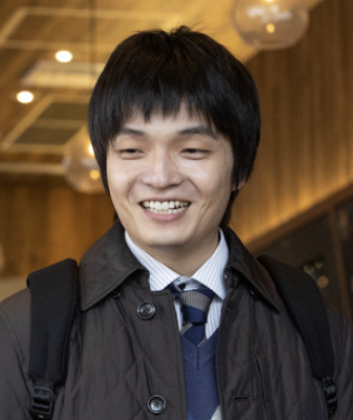 岡山天音の笑顔