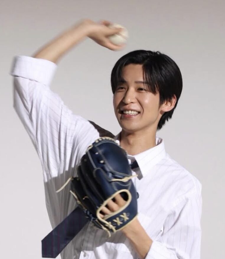 目黒蓮のキャッチボール姿