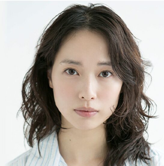 戸田恵梨香の凛々しい表情