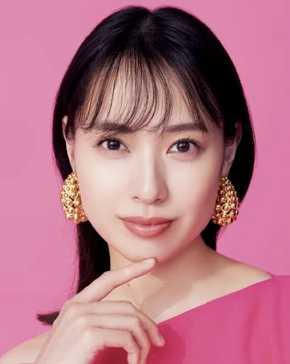 戸田恵梨香の決め顔