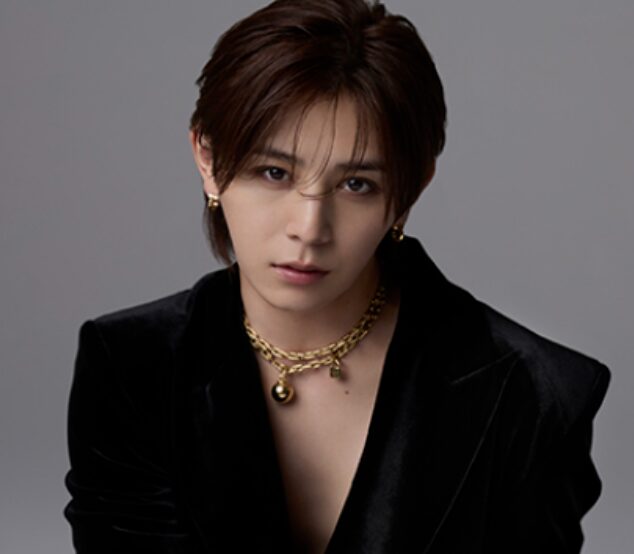 山田涼介のクールな表情