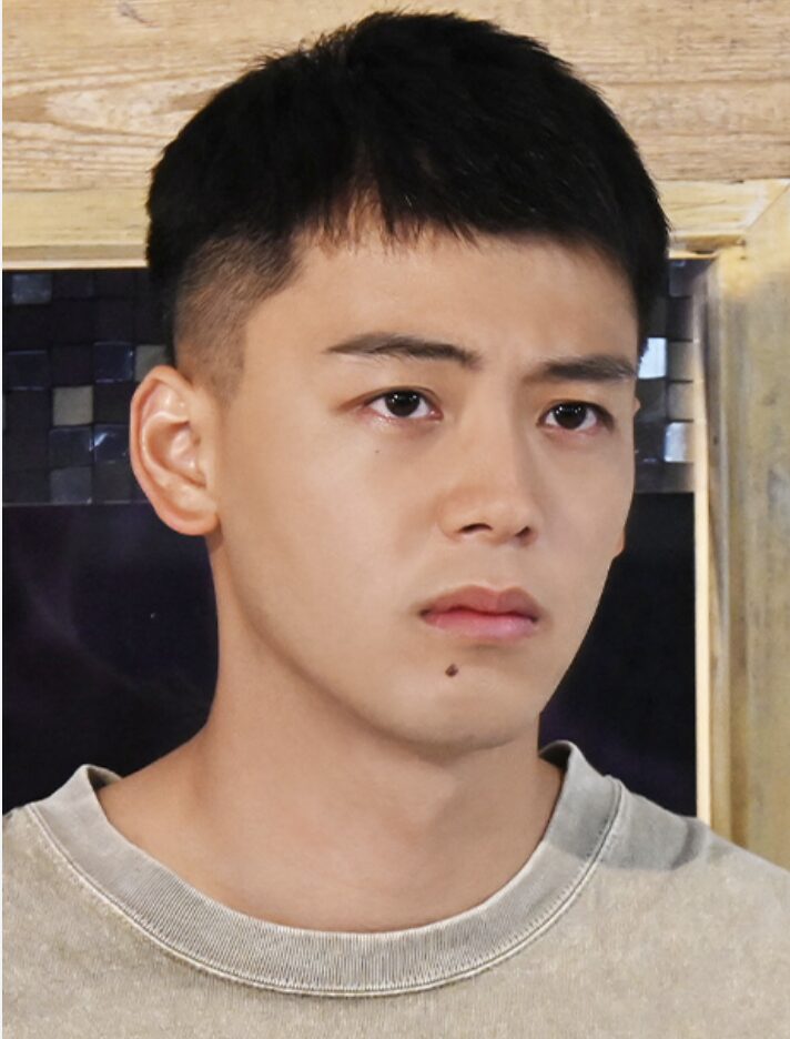 竹内涼真の少し起こった表情