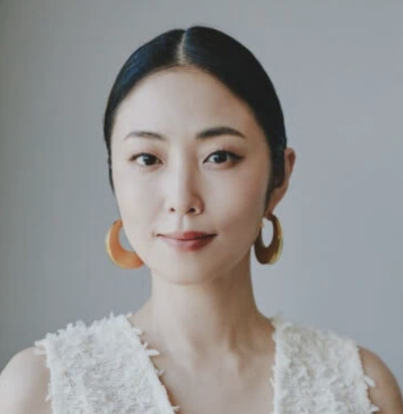 MEGUMIの穏やかな表情