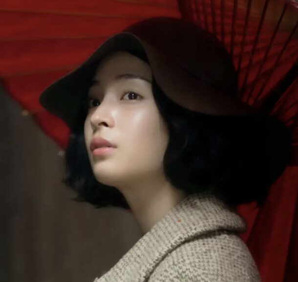 広瀬すずのアンニュイな表情