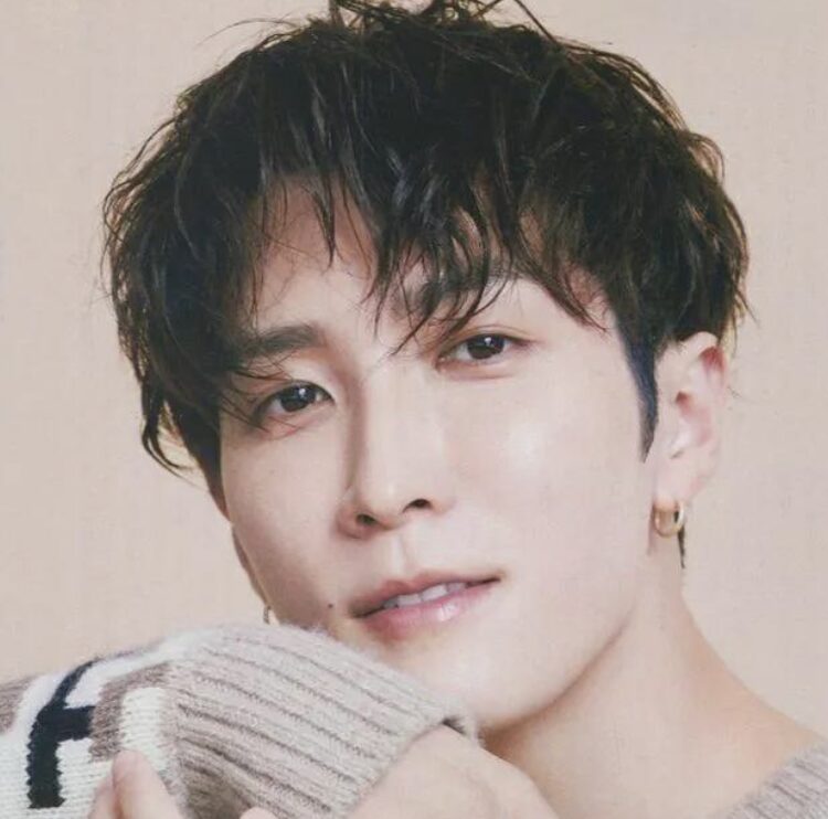 渡辺翔太さんの爽やかな表情