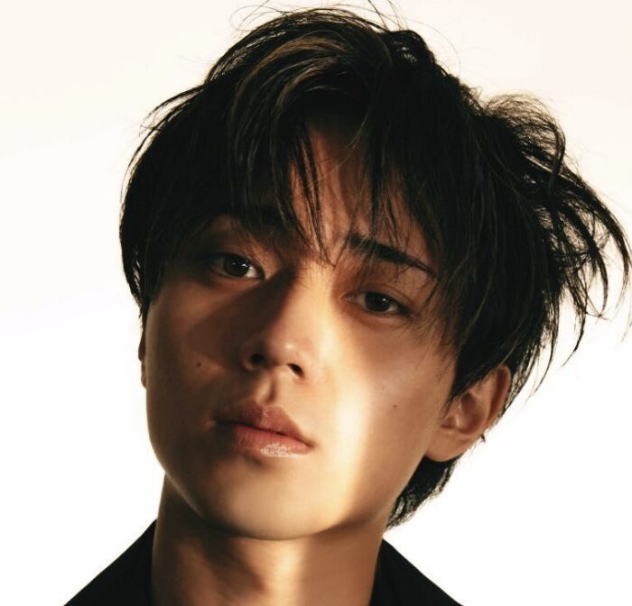 永瀬廉のアンニュイな表情