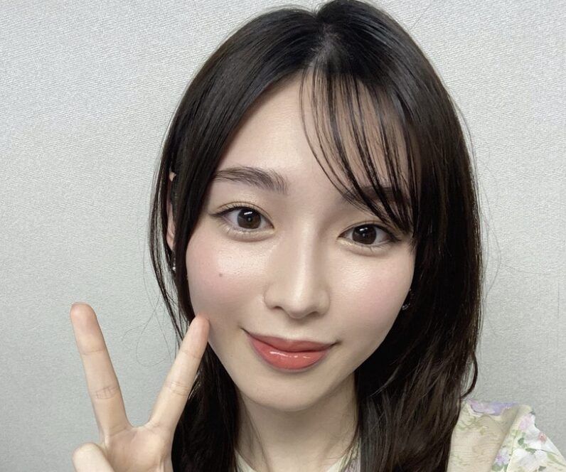 白石聖の明るい表情