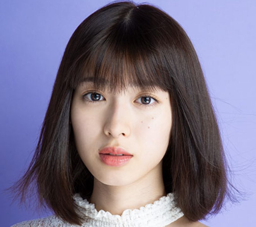 白石聖の真っ直ぐ見つめる表情