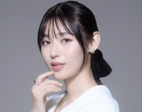 白石聖の悪戯な表情