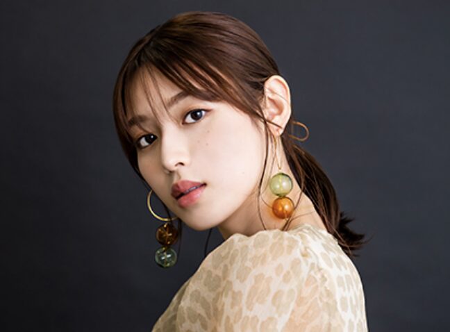 白石聖の決め顔