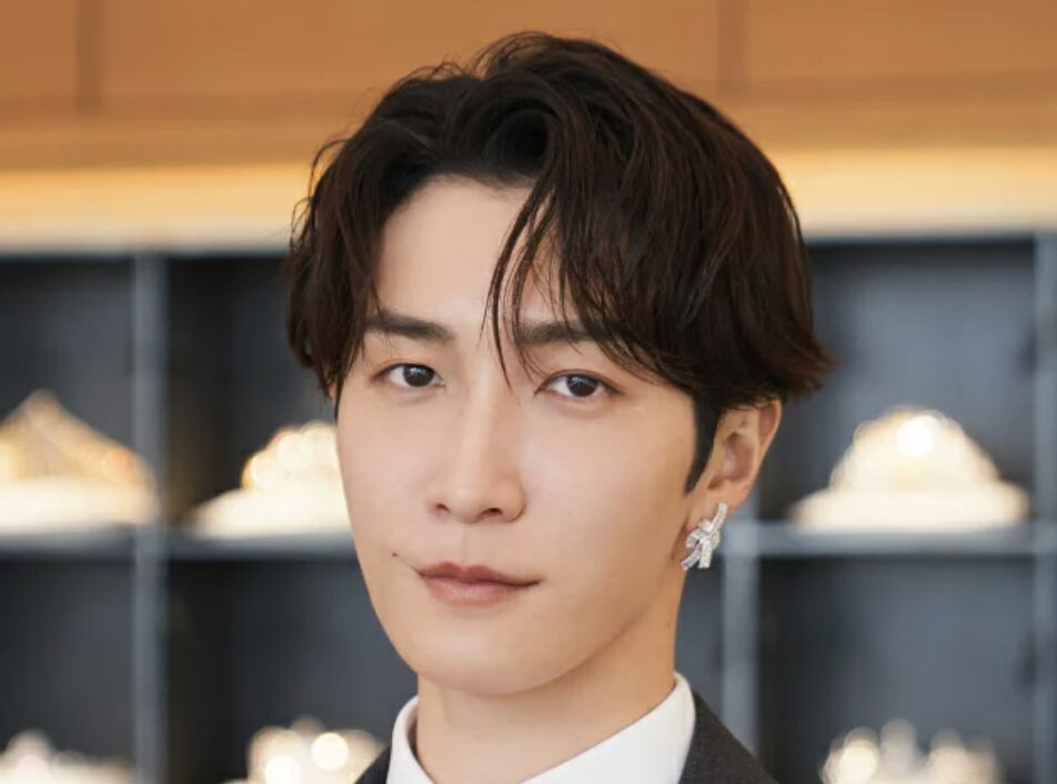 渡辺翔太の落ち着いた表情