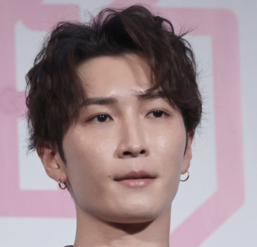 渡辺翔太のクールな表情