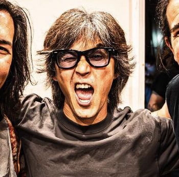 稲葉浩志のメガネ姿