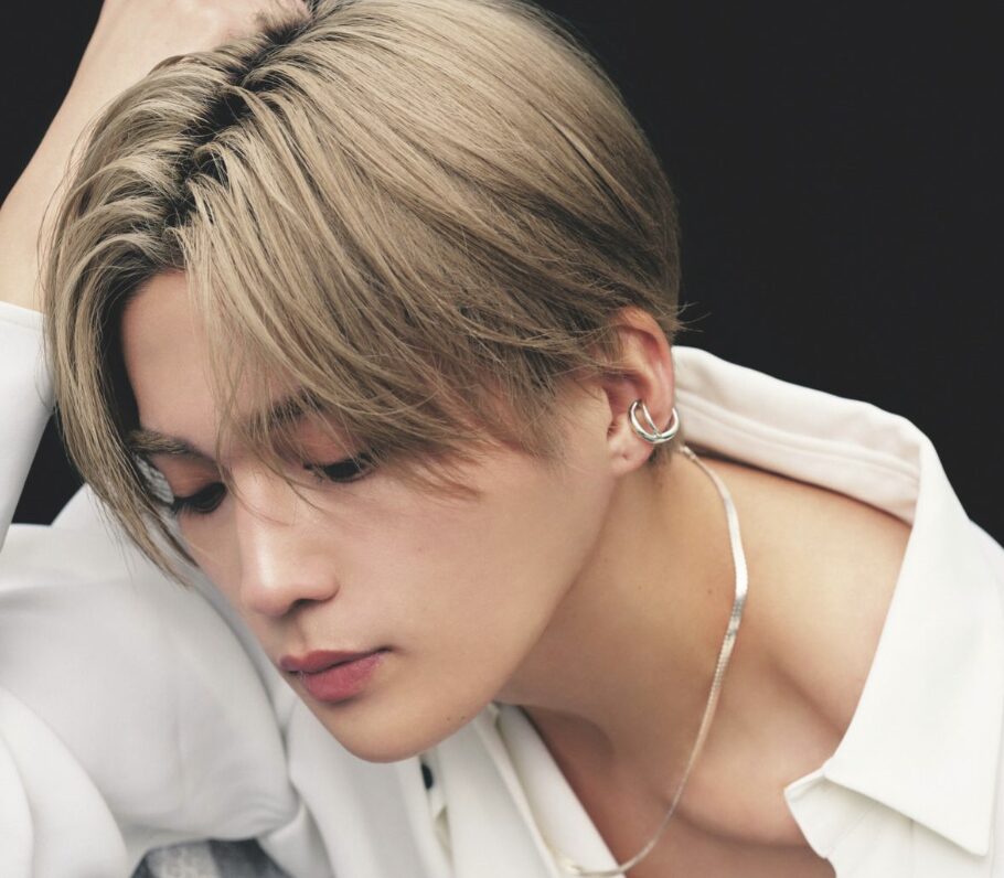 八木勇征の下を向いた表情