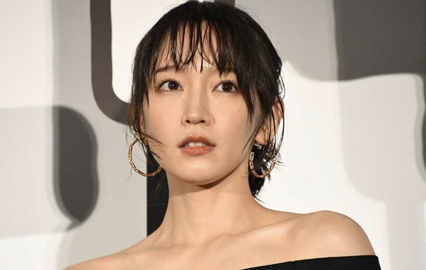 吉岡里帆の自然な表情