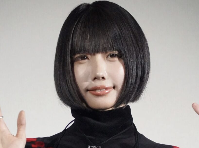 あのちゃんの眩しそうな表情