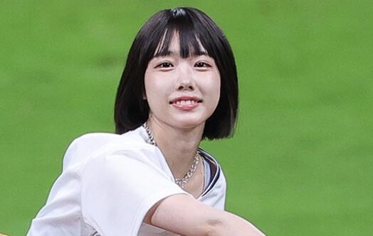 あのちゃんの始球式の写真