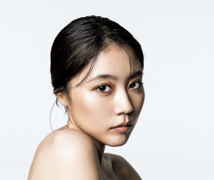 有村架純のアンニュイな表情