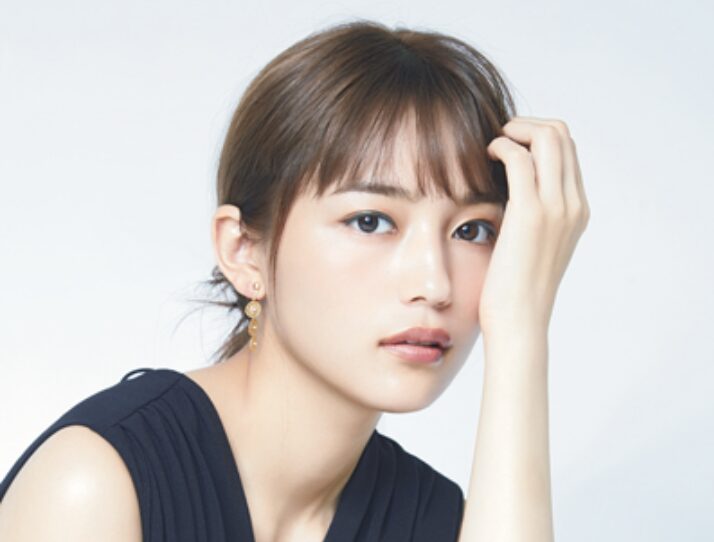 川口春奈の決め顔