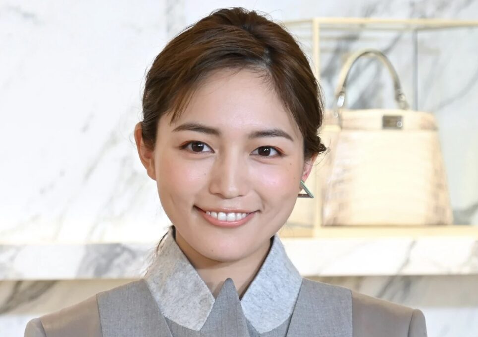 川口春奈のにこやかな表情