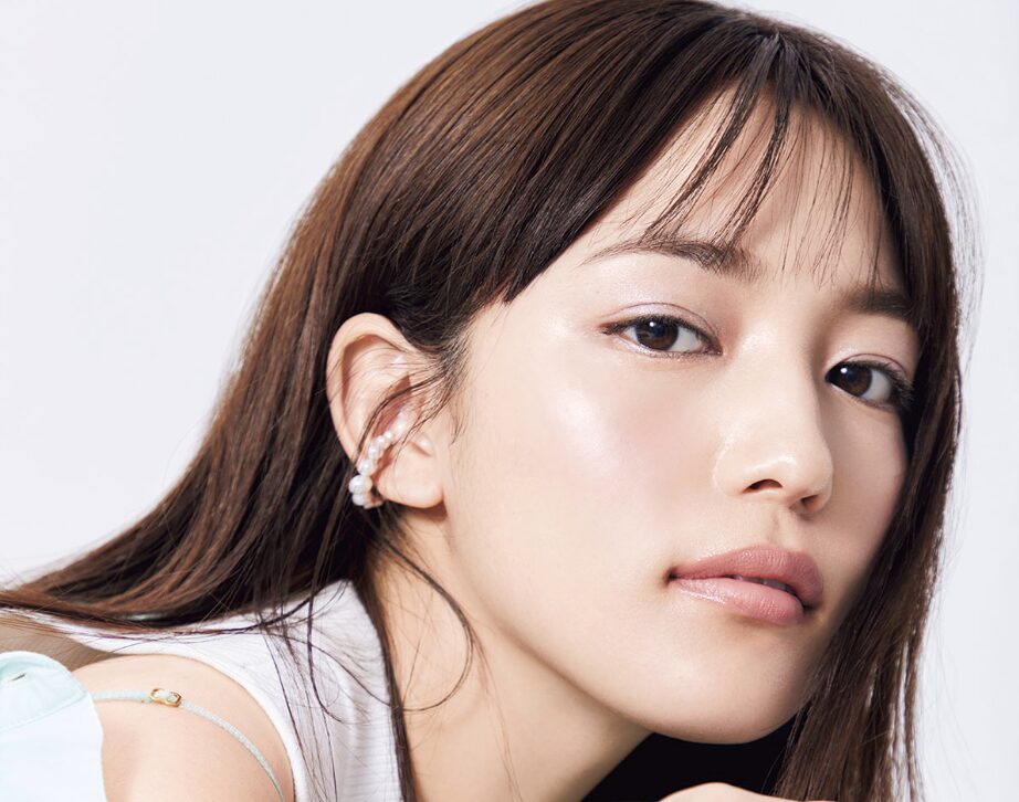 川口春奈の決め顔